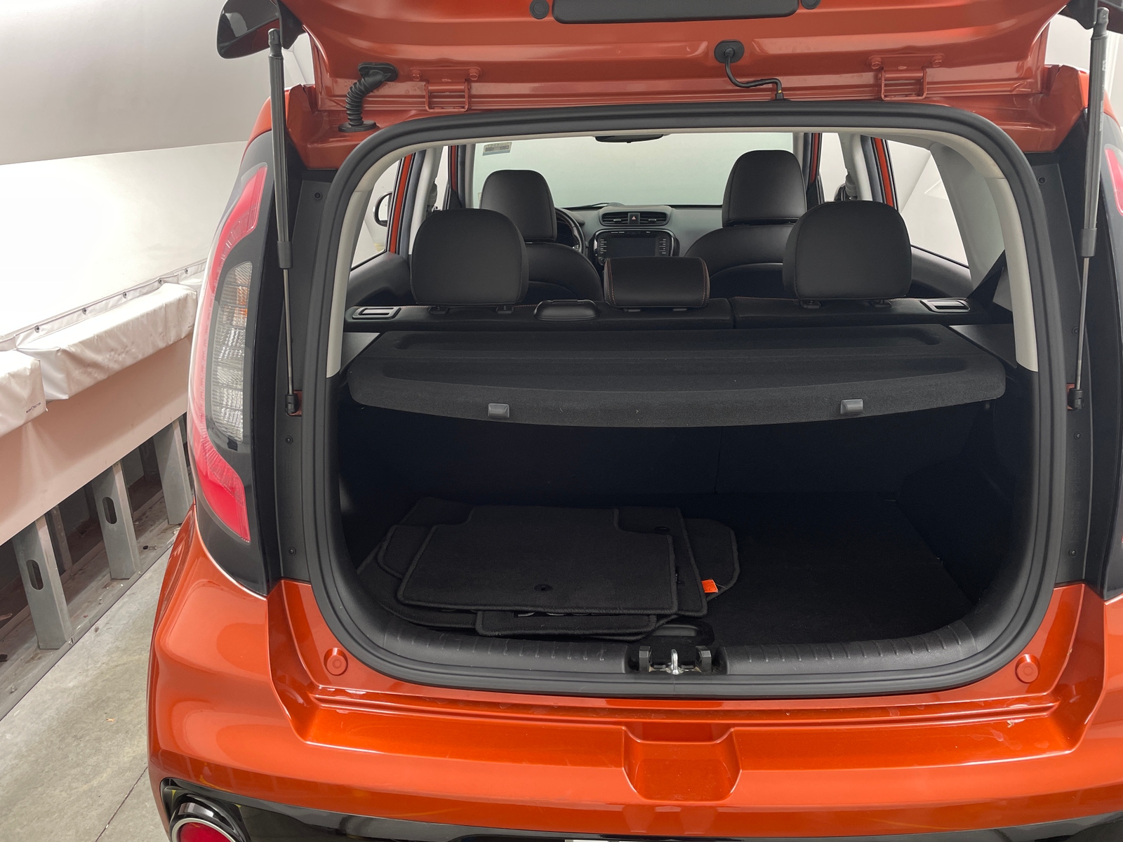 Thumbnail: 2018 Kia Soul - 6