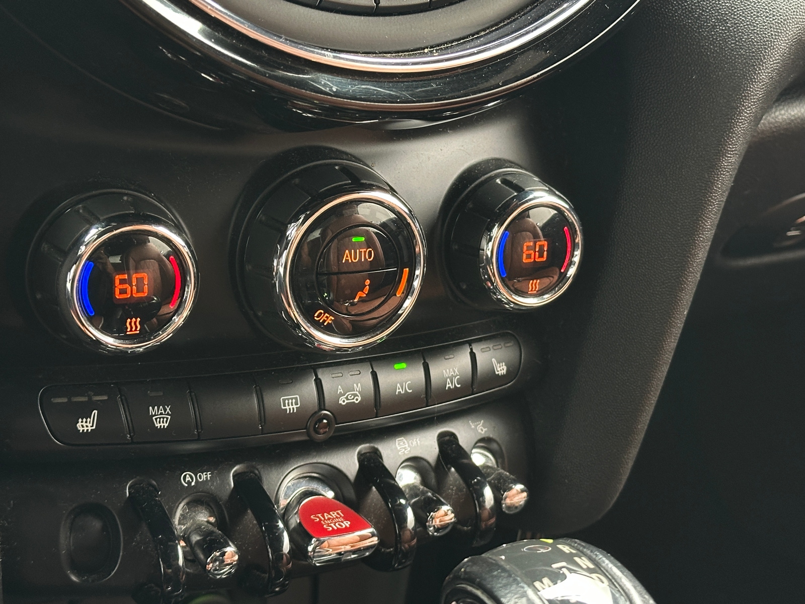 Thumbnail: 2017 MINI Cooper Convertible - 3