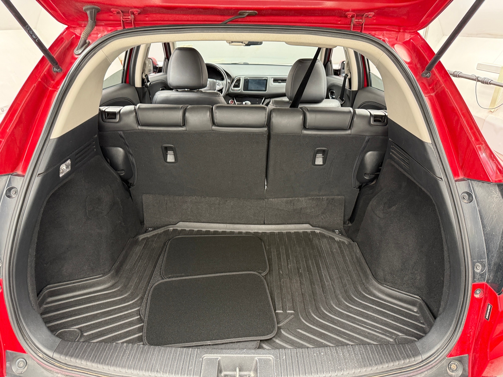 Thumbnail: 2016 Honda HR-V - 6