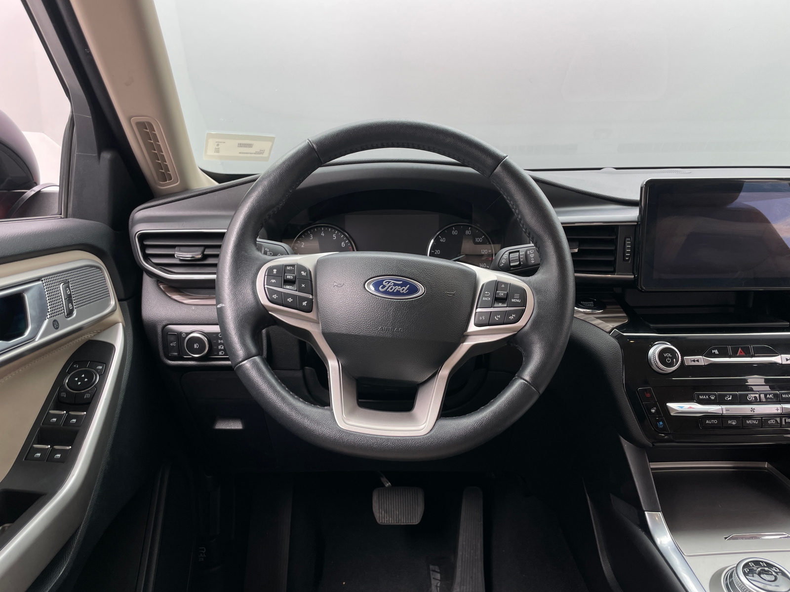 Thumbnail: 2023 Ford Explorer - 4