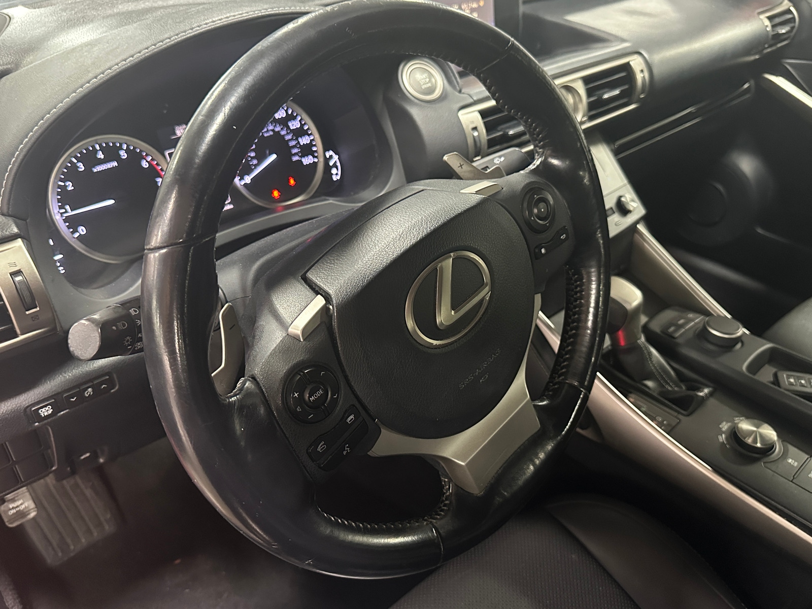 Thumbnail: 2016 Lexus IS - 5