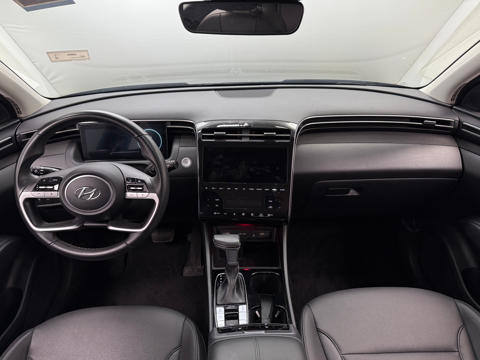 Thumbnail: 2024 Hyundai Tucson - 3