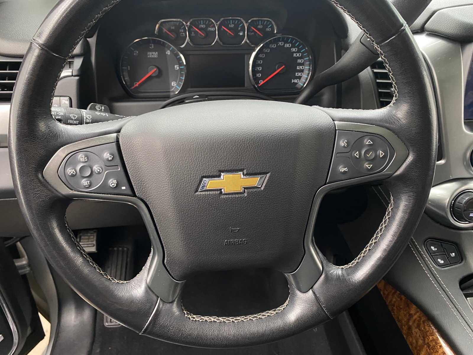 Thumbnail: 2020 Chevrolet Suburban - 4