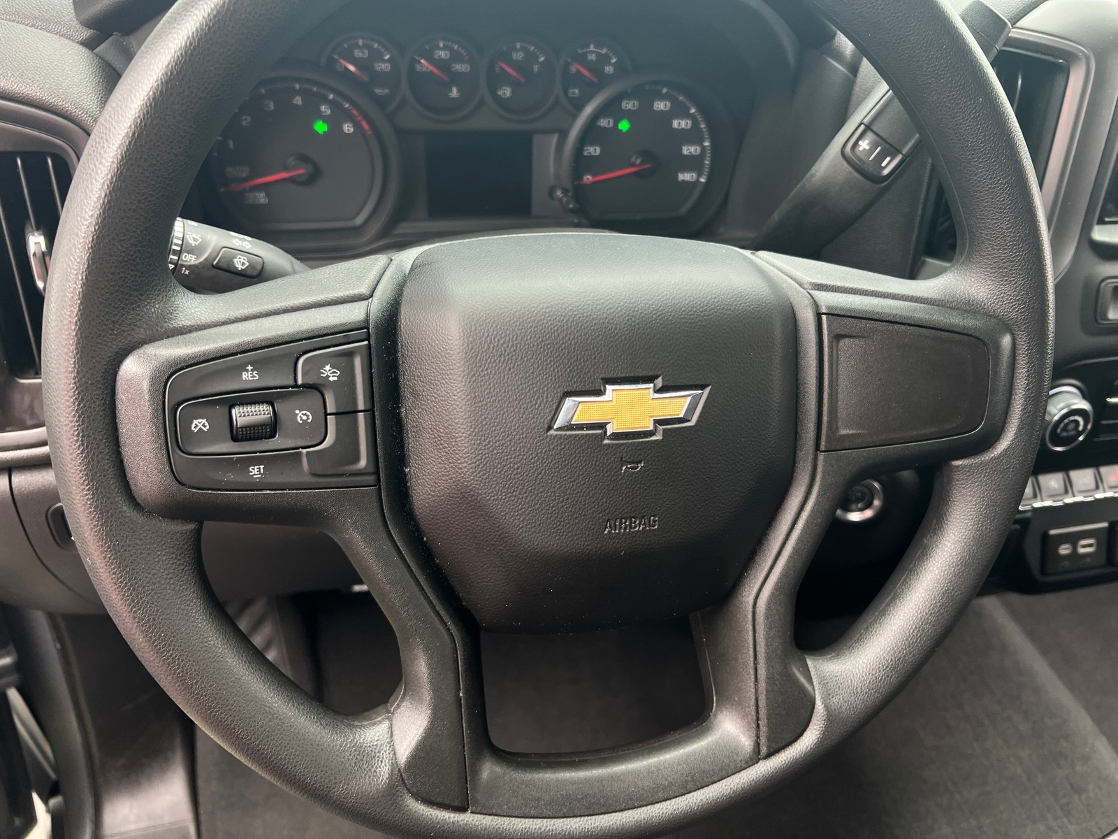 Thumbnail: 2024 Chevrolet Silverado 1500 - 5
