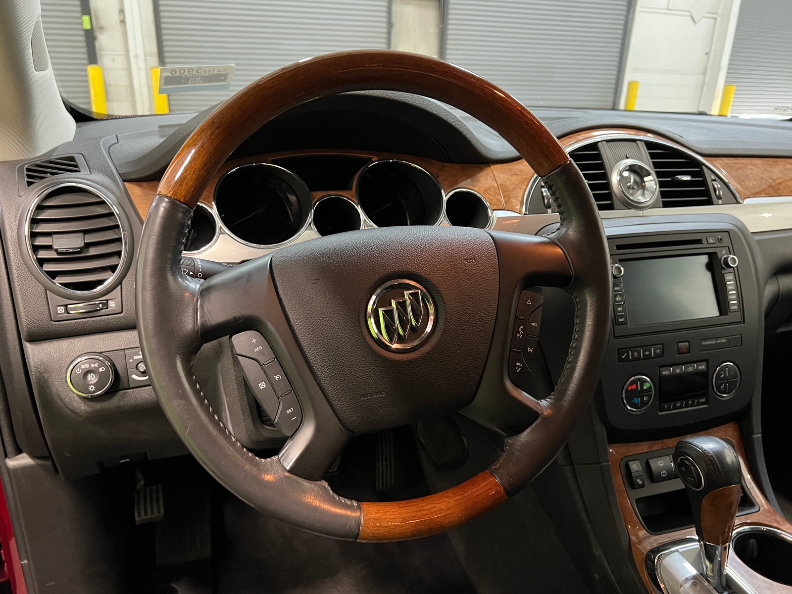 Thumbnail: 2012 Buick Enclave - 4