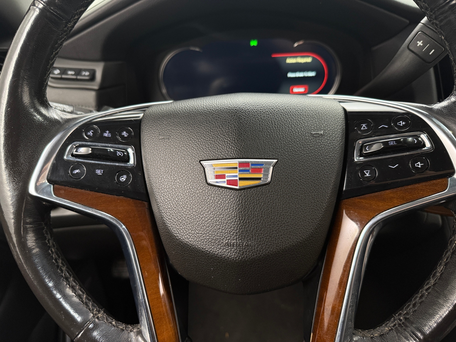 Thumbnail: 2020 Cadillac Escalade - 4