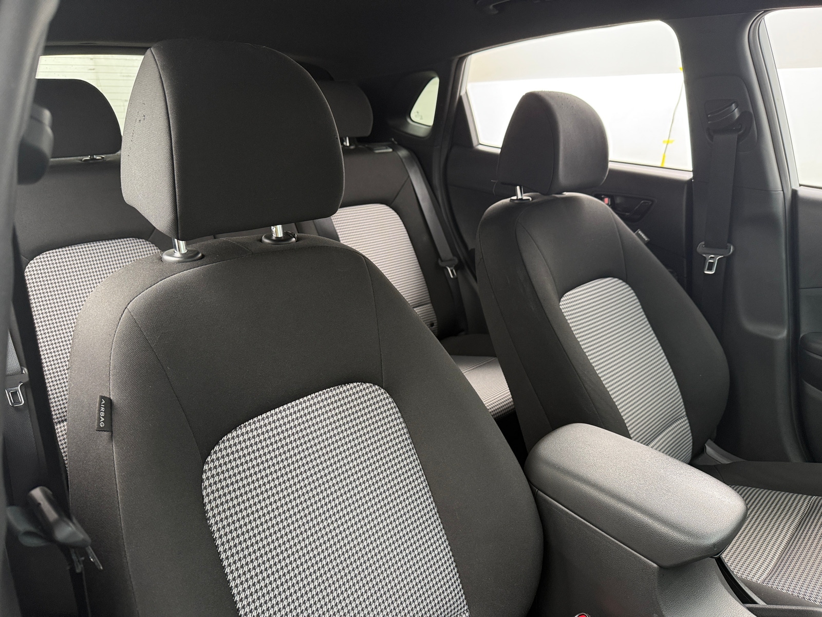 Thumbnail: 2021 Hyundai Kona - 2