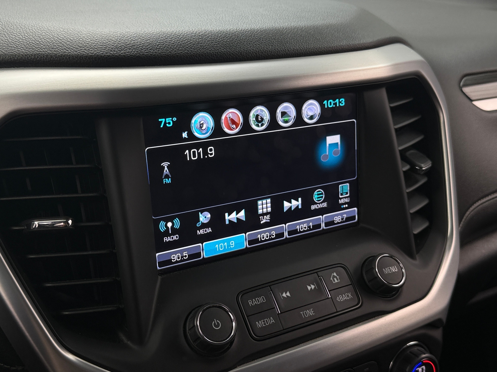 Thumbnail: 2018 GMC Acadia - 3