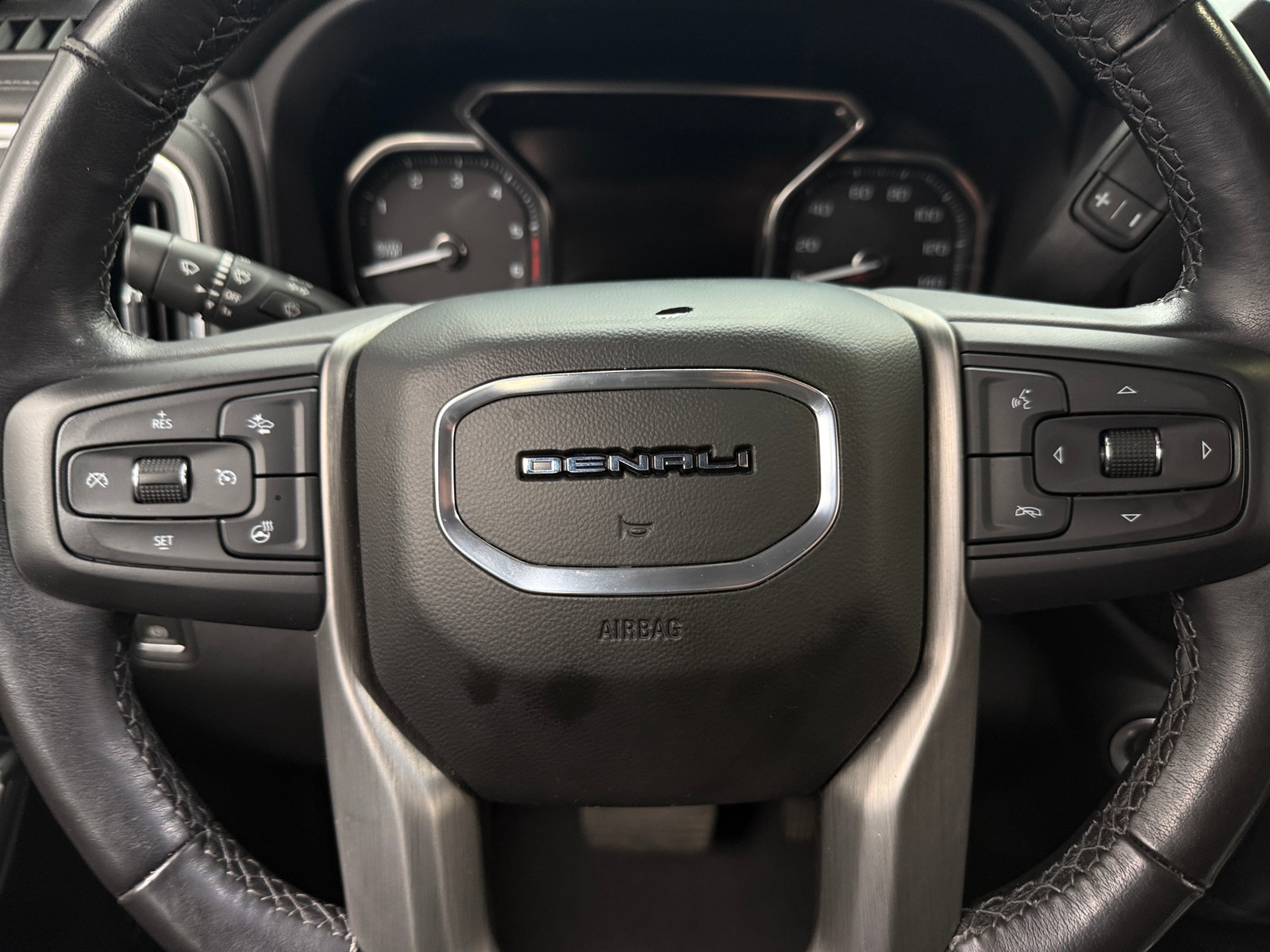 Thumbnail: 2022 GMC Sierra 1500 - 4
