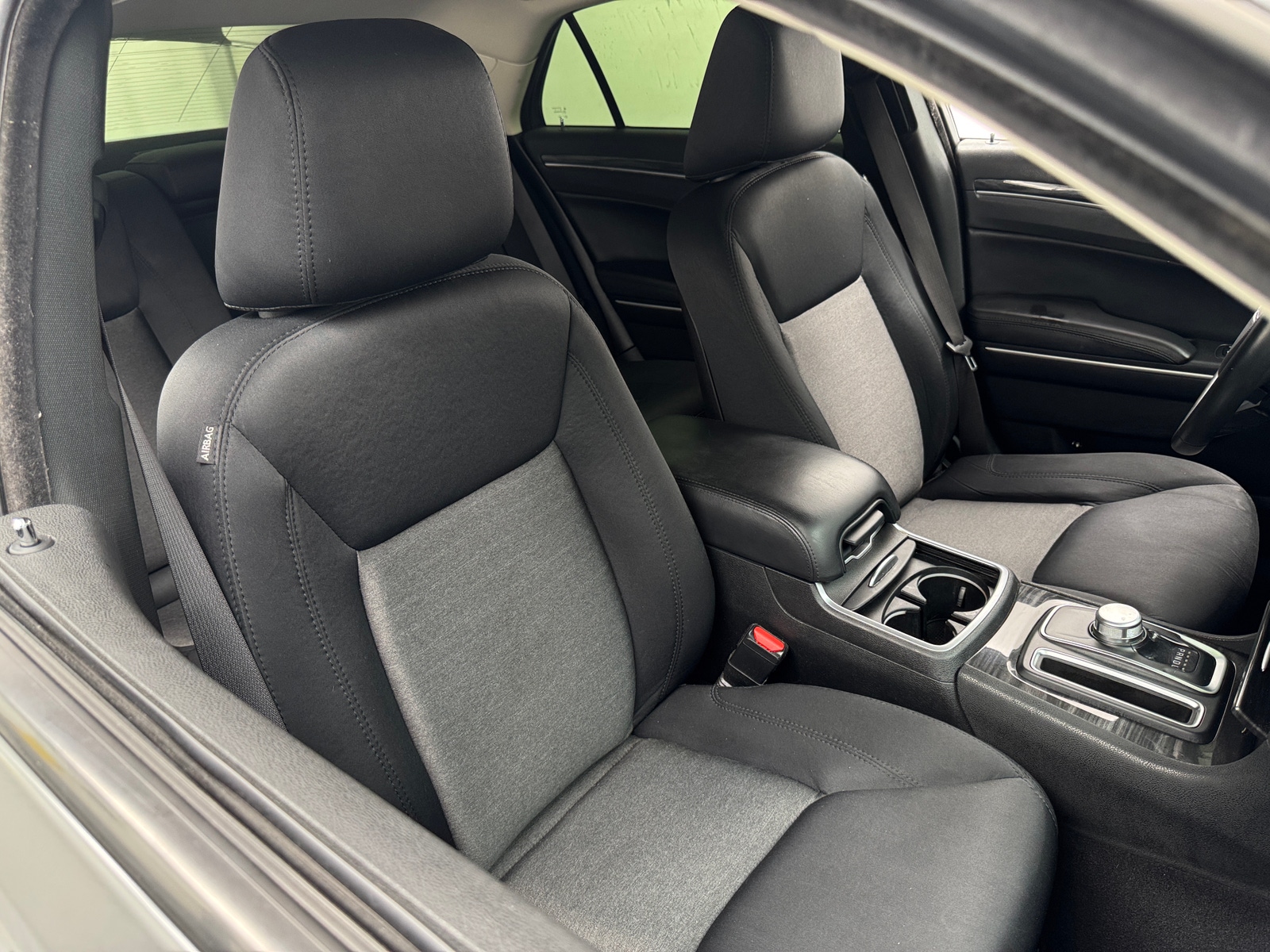Thumbnail: 2019 Chrysler 300 - 2
