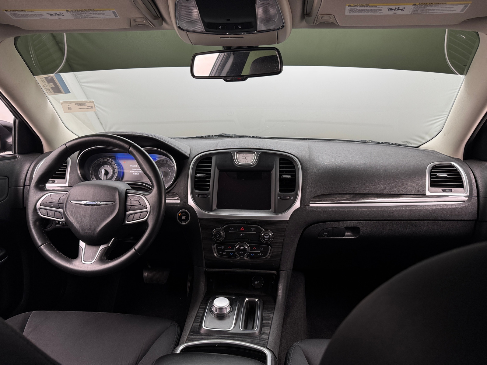 Thumbnail: 2019 Chrysler 300 - 3