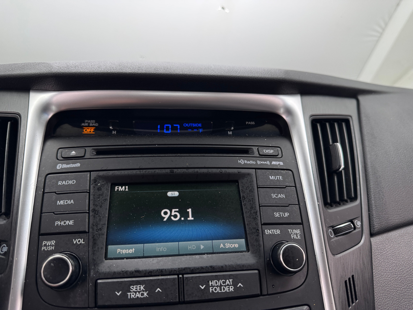 Thumbnail: 2014 Hyundai Sonata - 4