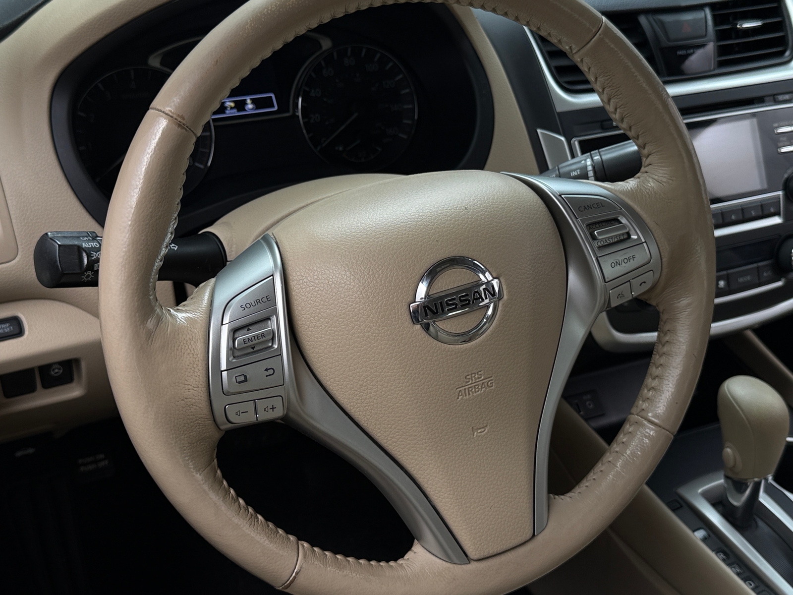 Thumbnail: 2017 Nissan Altima - 5