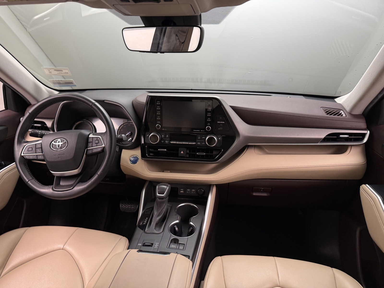 Thumbnail: 2022 Toyota Highlander - 2