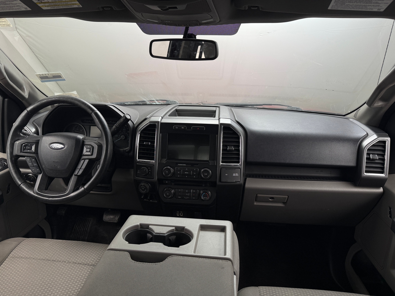 Thumbnail: 2016 Ford Econoline - 3