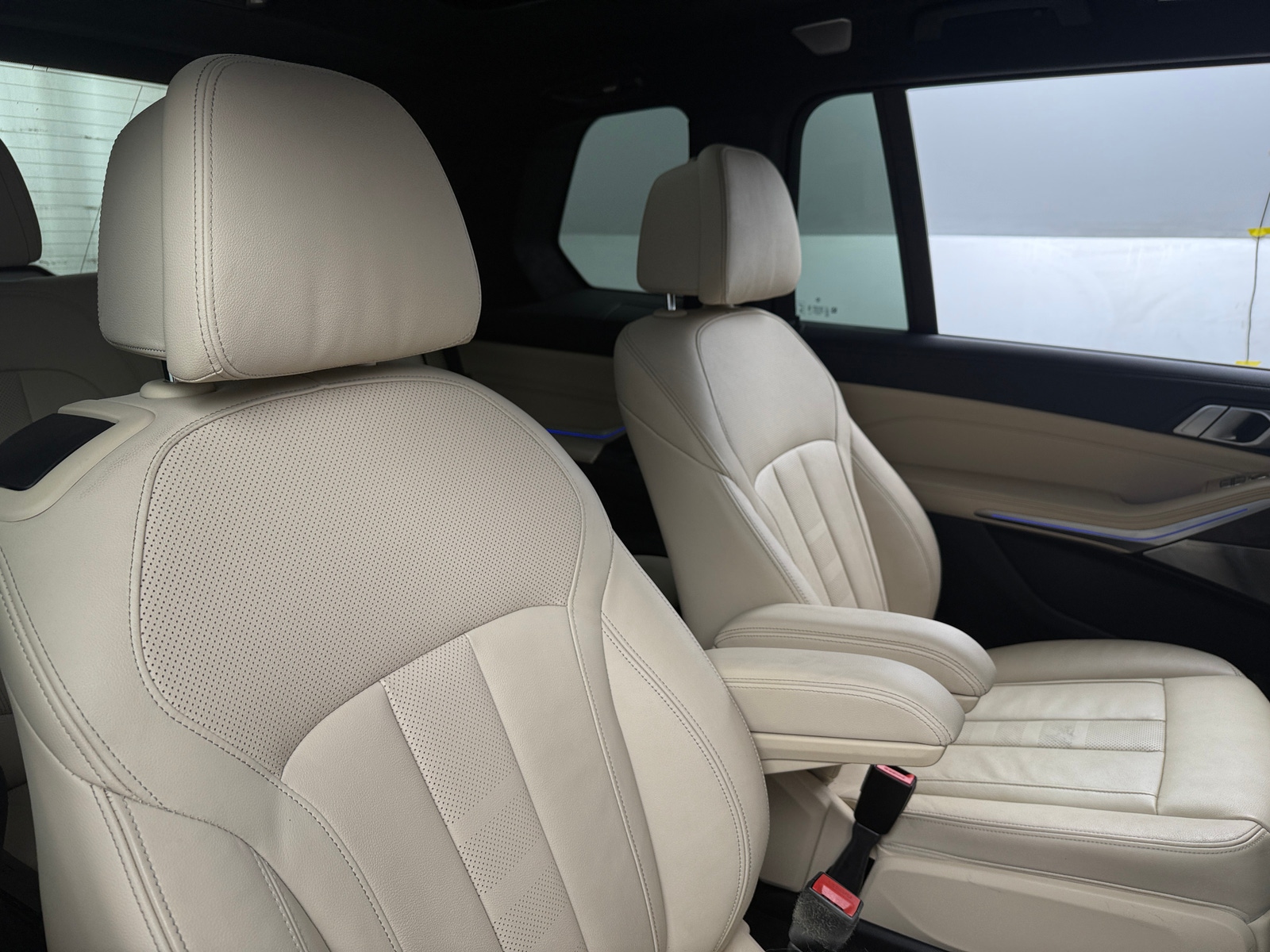Thumbnail: 2021 BMW X7 - 6