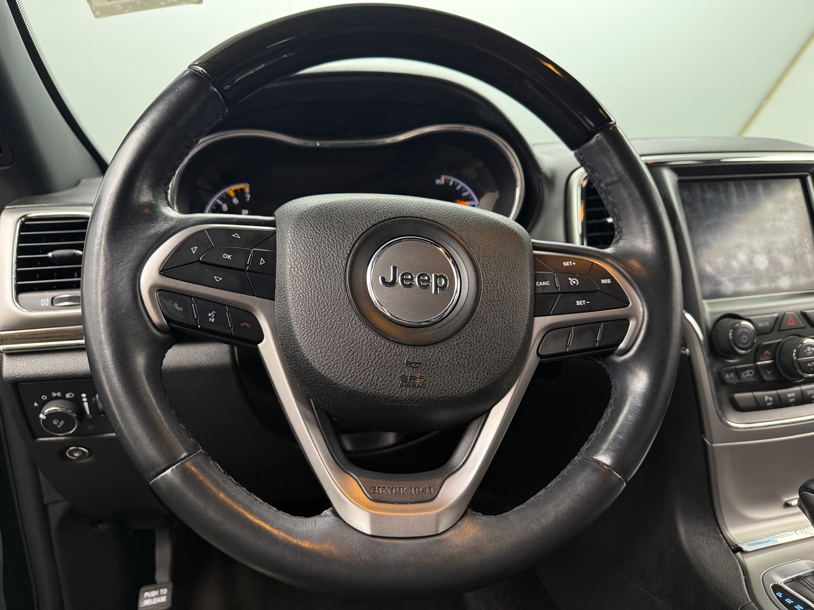 Thumbnail: 2018 Jeep Grand Cherokee - 4