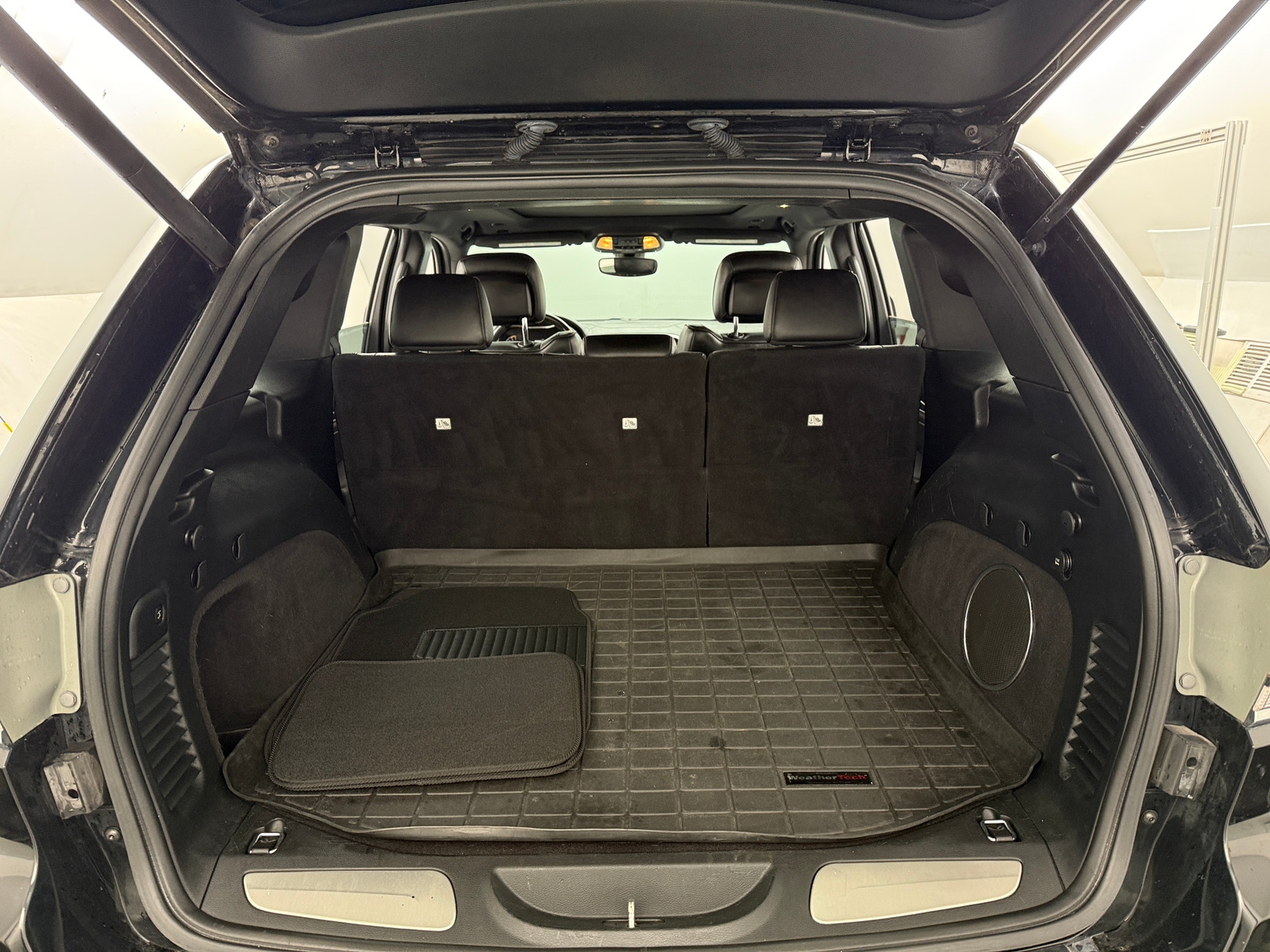 Thumbnail: 2018 Jeep Grand Cherokee - 6