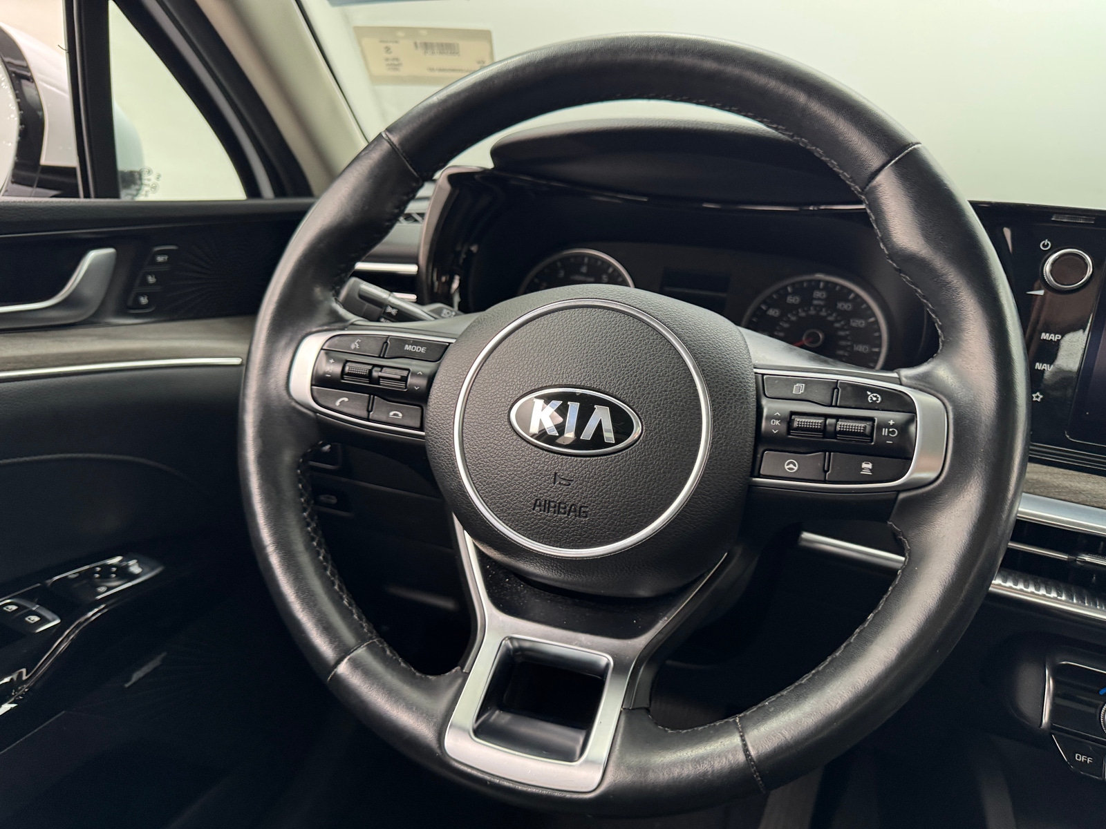 Thumbnail: 2021 Kia K5 - 4