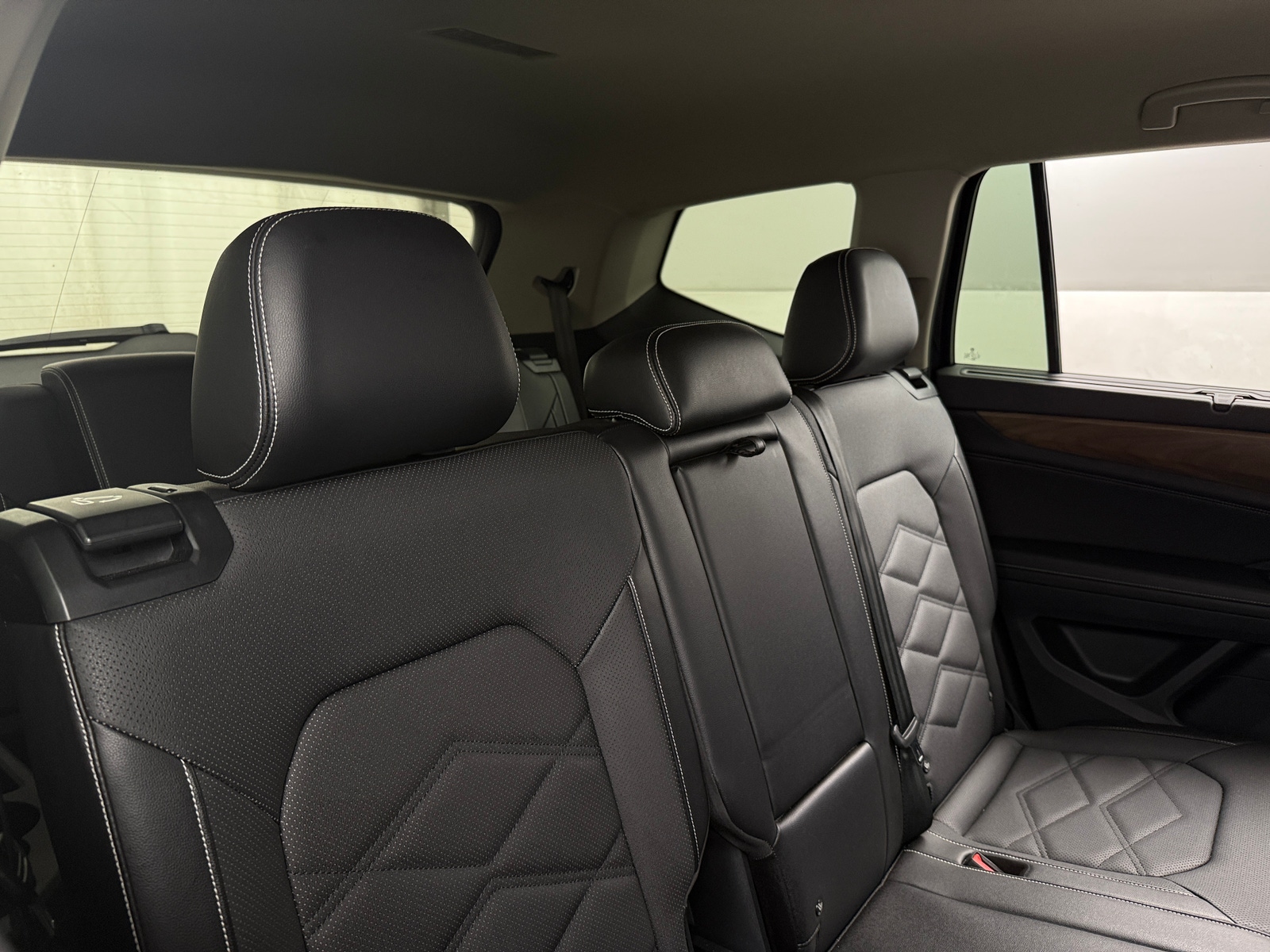 Thumbnail: 2024 Volkswagen Atlas - 5