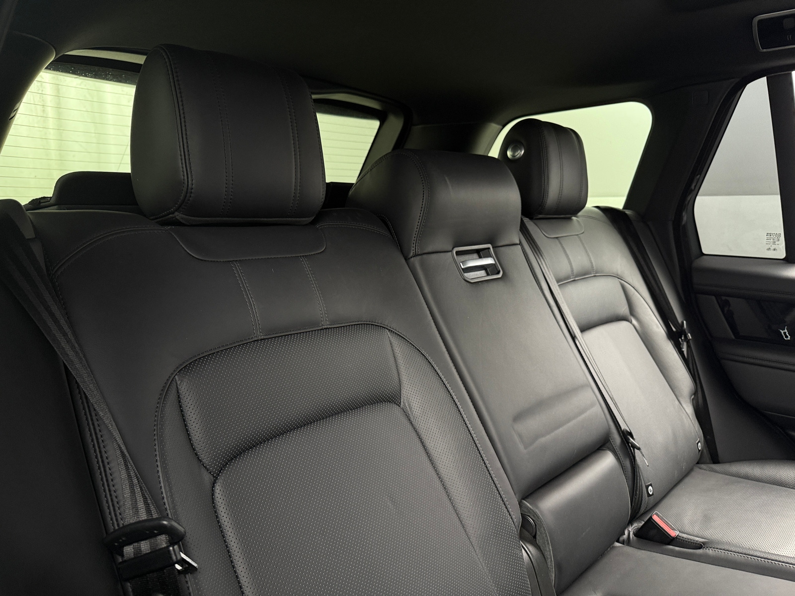 Thumbnail: 2020 Land Rover Range Rover - 6