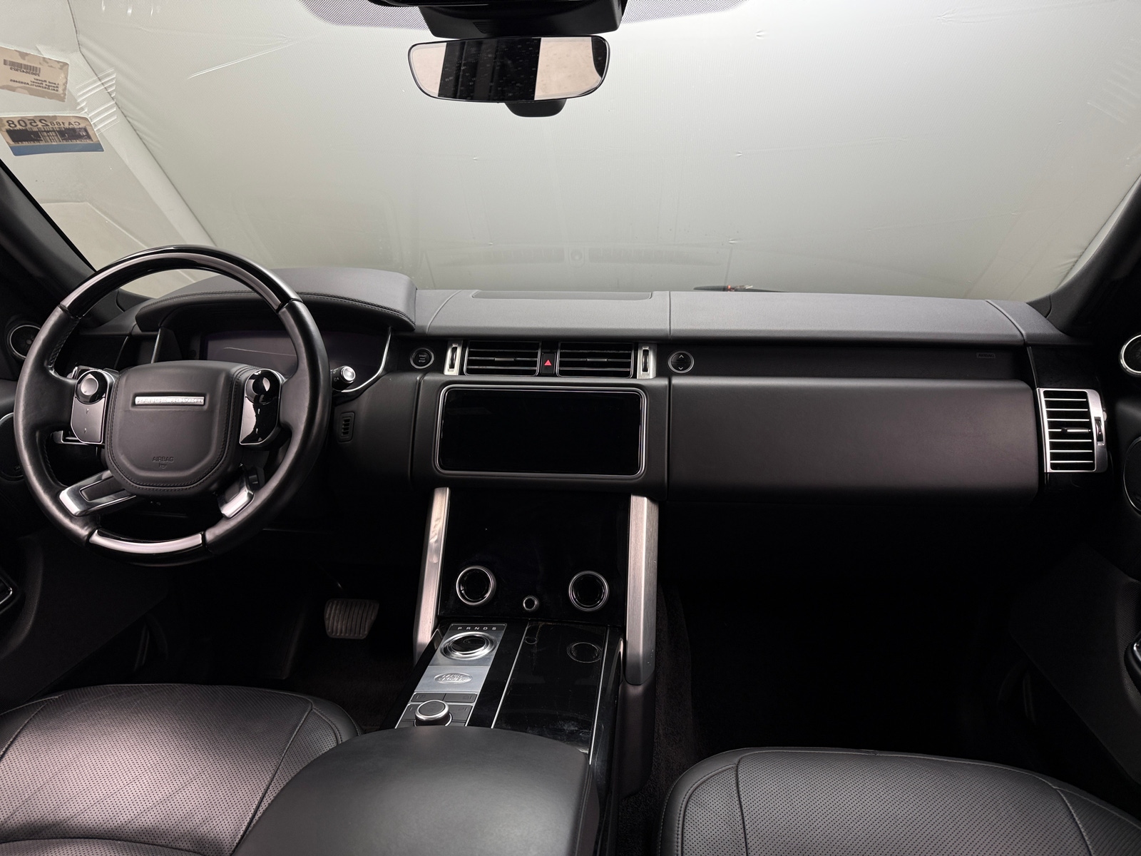 Thumbnail: 2020 Land Rover Range Rover - 3