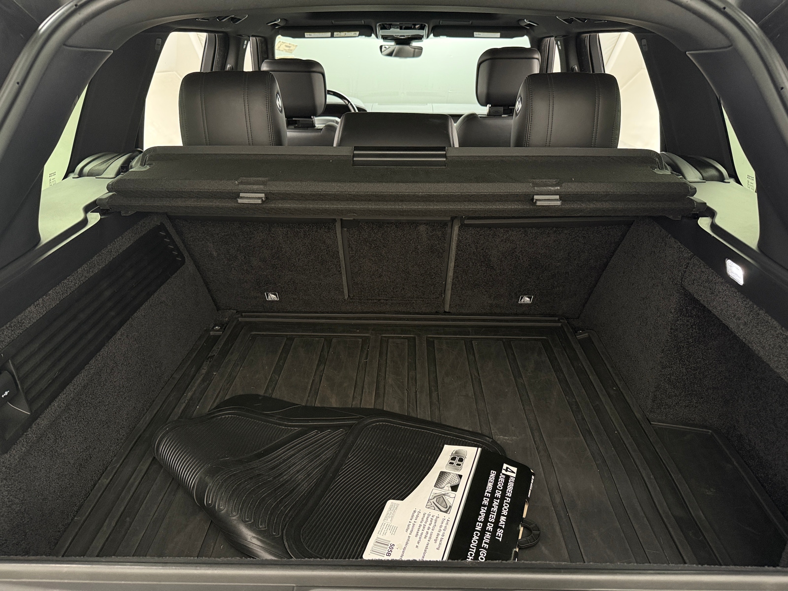 Thumbnail: 2020 Land Rover Range Rover - 7