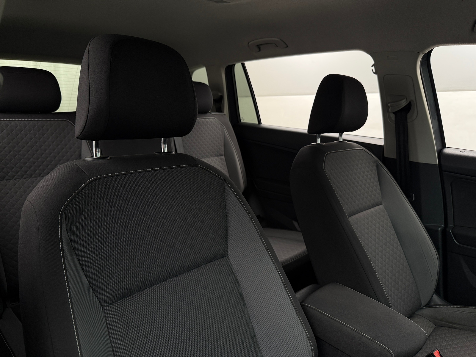Thumbnail: 2021 Volkswagen Tiguan - 2