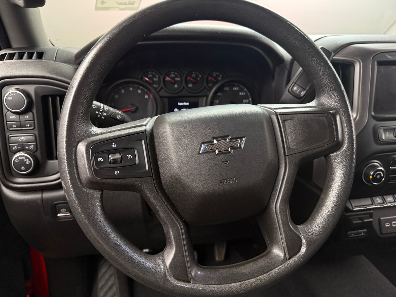 Thumbnail: 2021 Chevrolet Silverado 1500 - 5