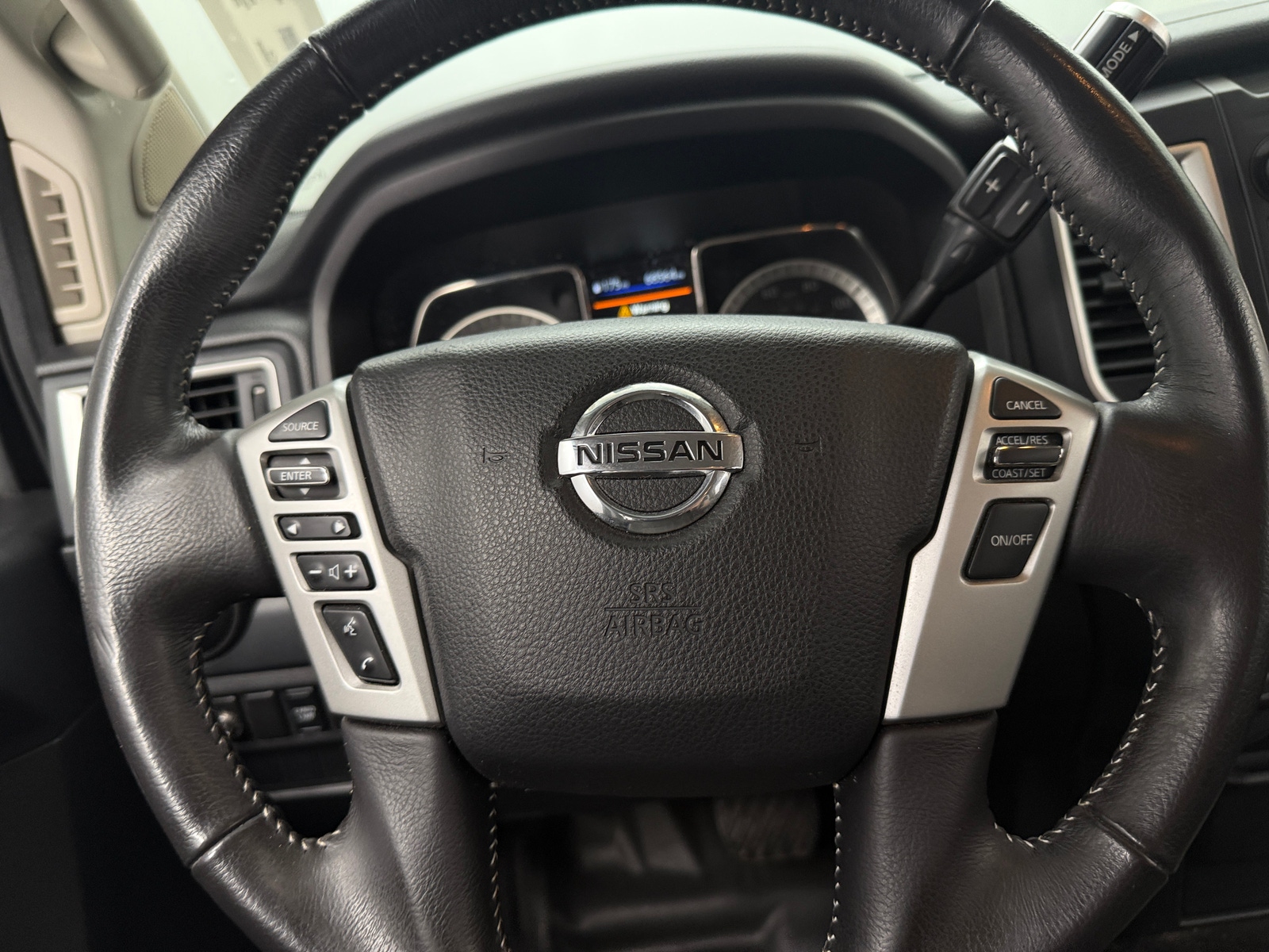 Thumbnail: 2019 Nissan Titan - 5