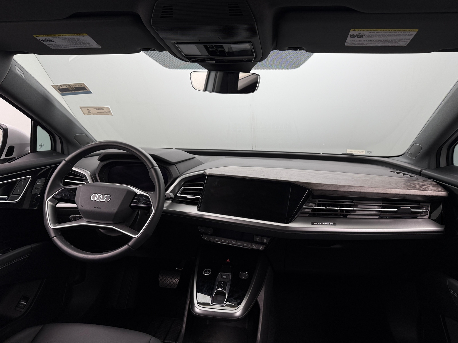 Thumbnail: 2023 Audi Q4 e-tron - 2