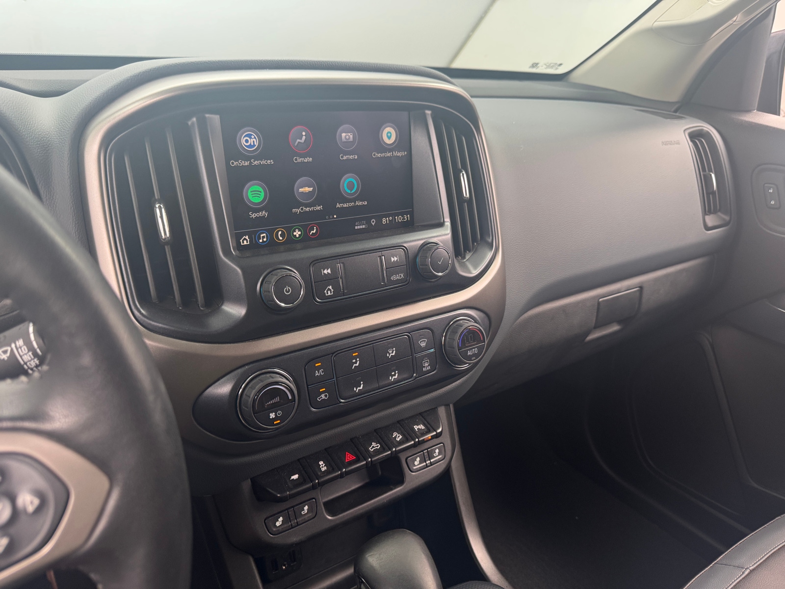 Thumbnail: 2022 Chevrolet Colorado - 3