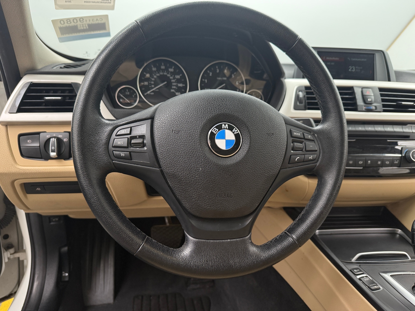 Thumbnail: 2018 BMW 3 Series - 4