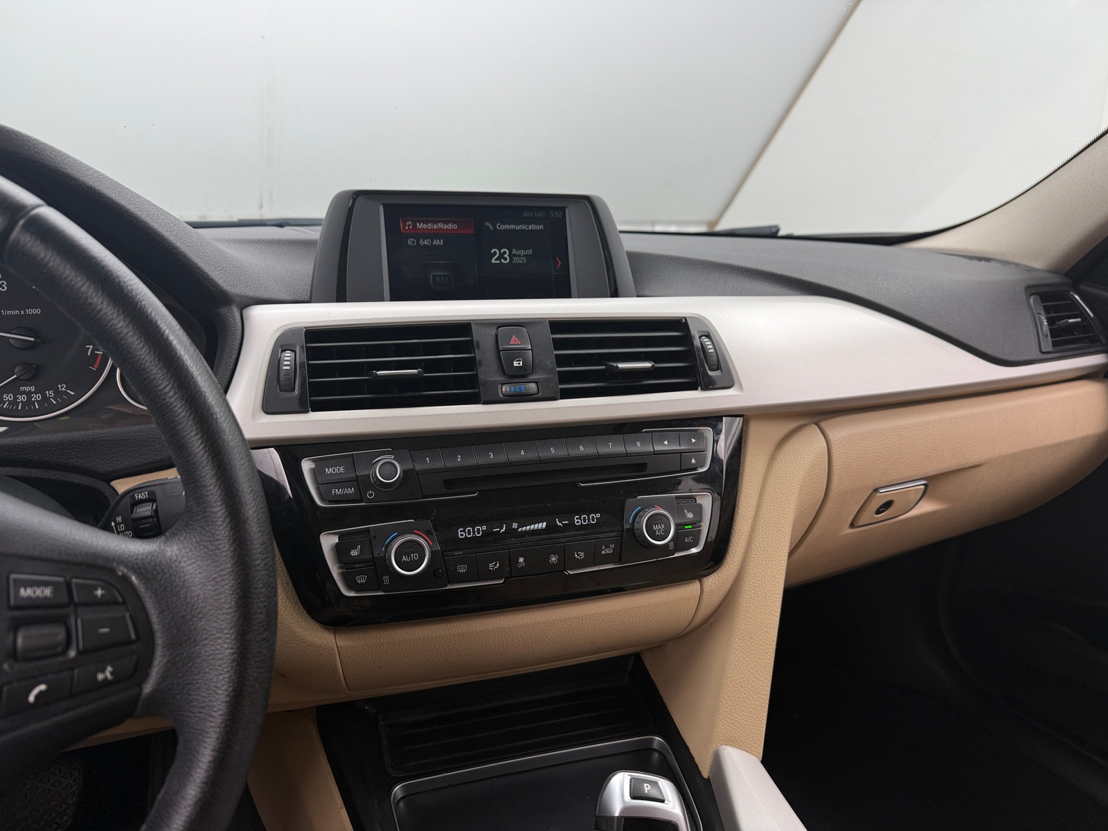 Thumbnail: 2018 BMW 3 Series - 3