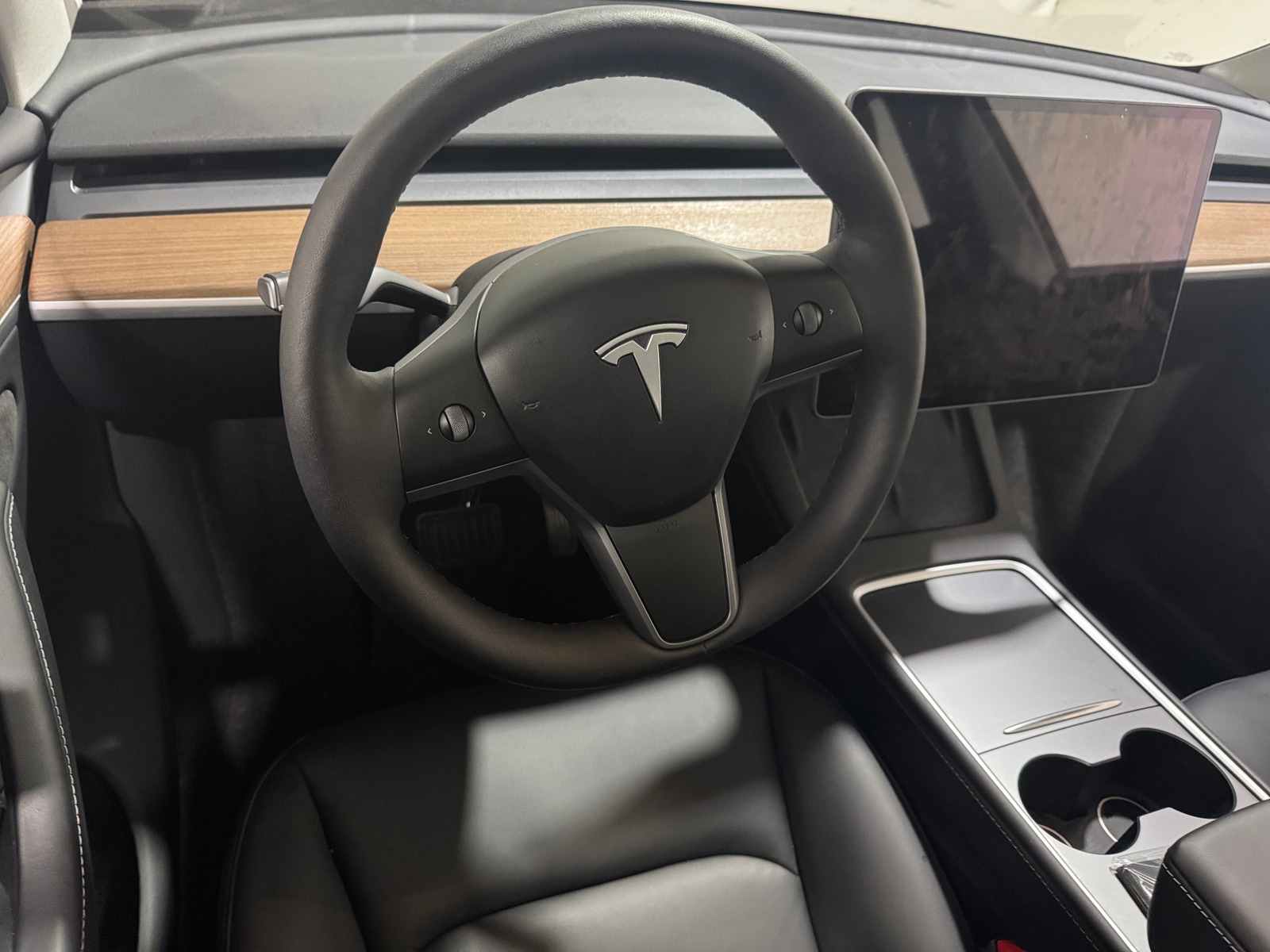 Thumbnail: 2024 Tesla Model Y - 4