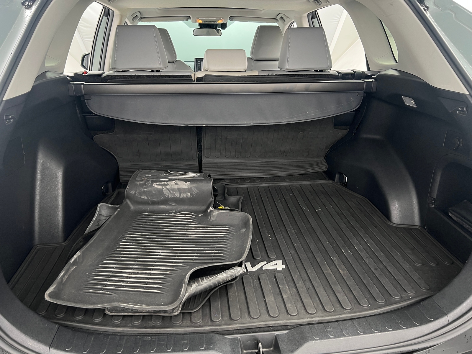 Thumbnail: 2021 Toyota RAV4 - 6