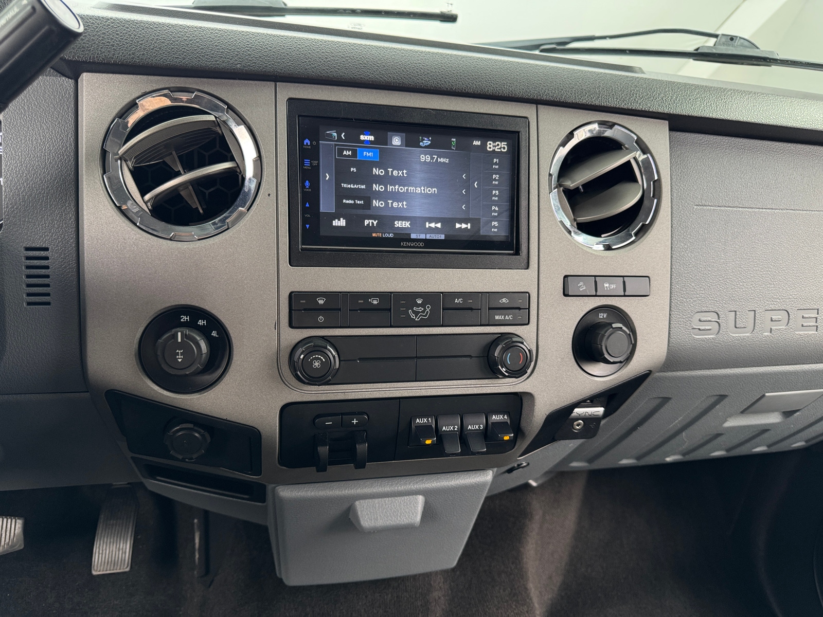 Thumbnail: 2016 Ford Econoline - 4