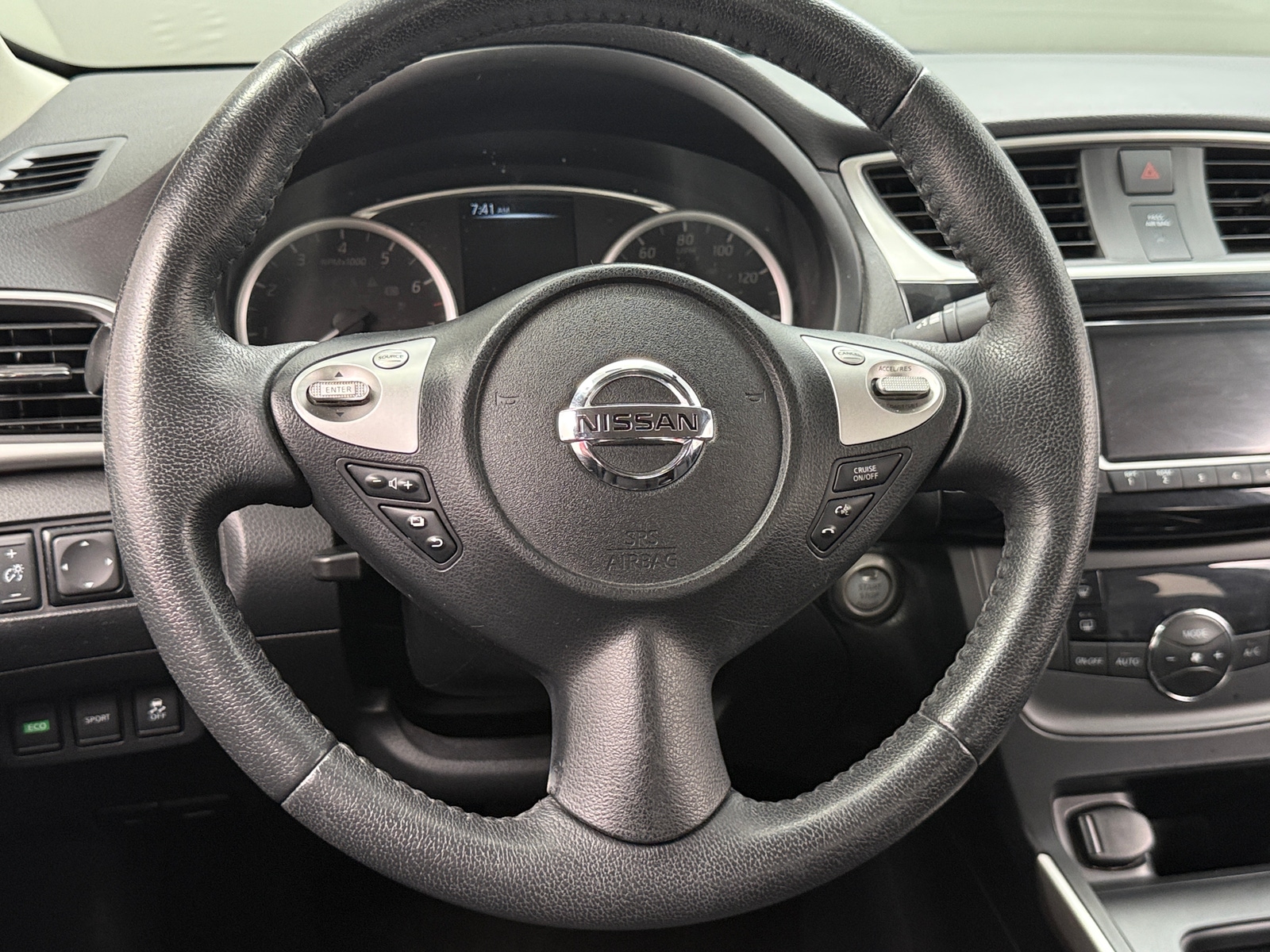 Thumbnail: 2018 Nissan Sentra - 5