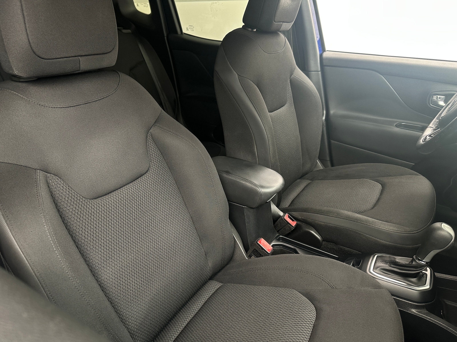 Thumbnail: 2018 Jeep Renegade - 2