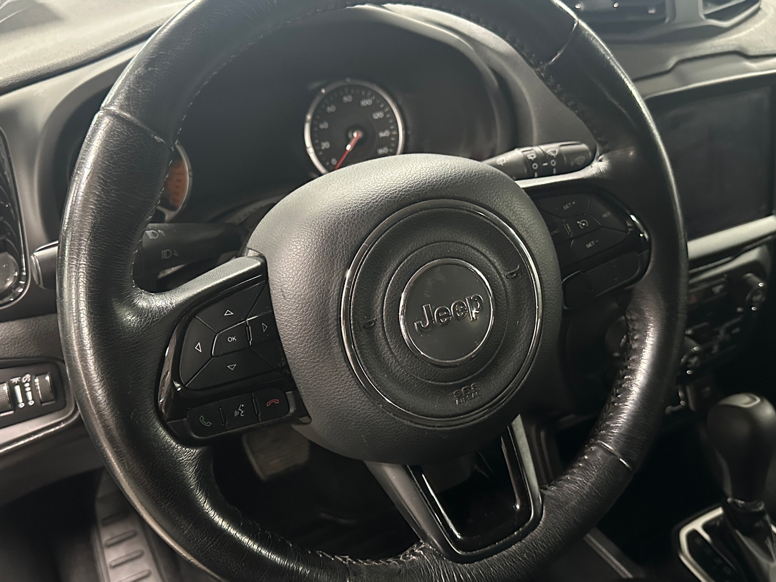 Thumbnail: 2018 Jeep Renegade - 5