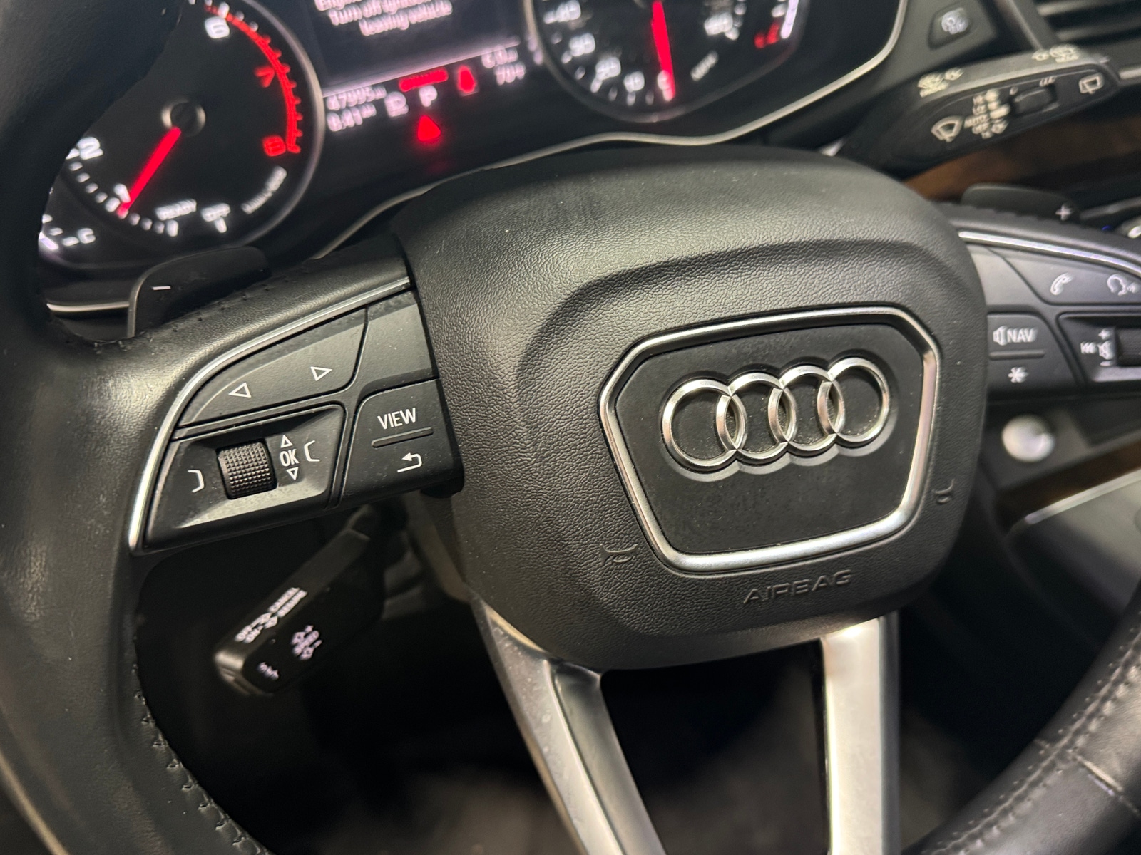 Thumbnail: 2020 Audi Q5 - 4