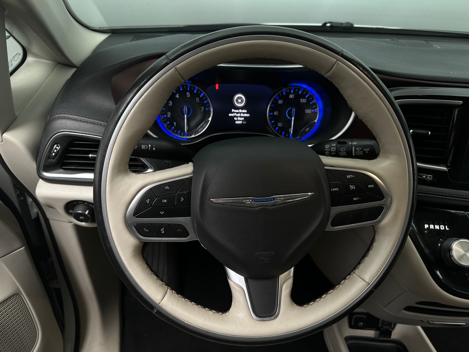 Thumbnail: 2020 Chrysler Pacifica - 4
