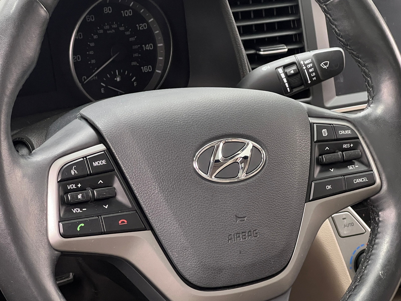 Thumbnail: 2018 Hyundai Elantra - 5