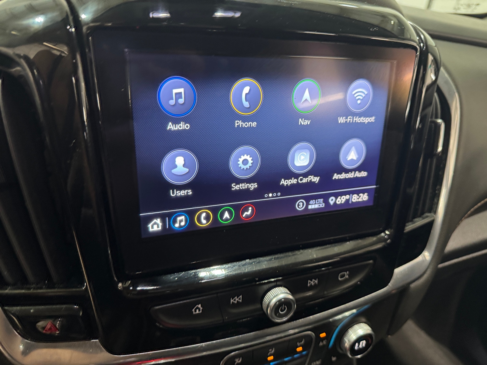 Thumbnail: 2020 Chevrolet Traverse - 3