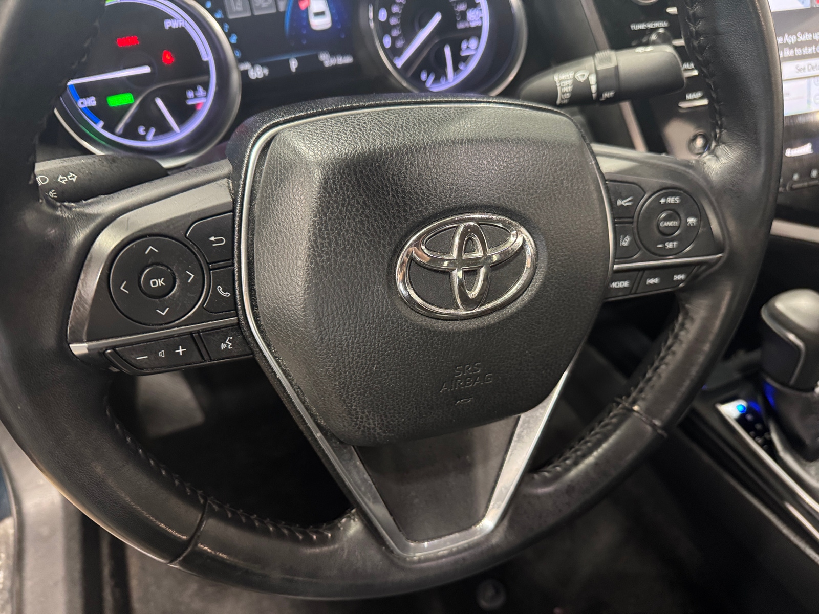 Thumbnail: 2019 Toyota Camry - 4