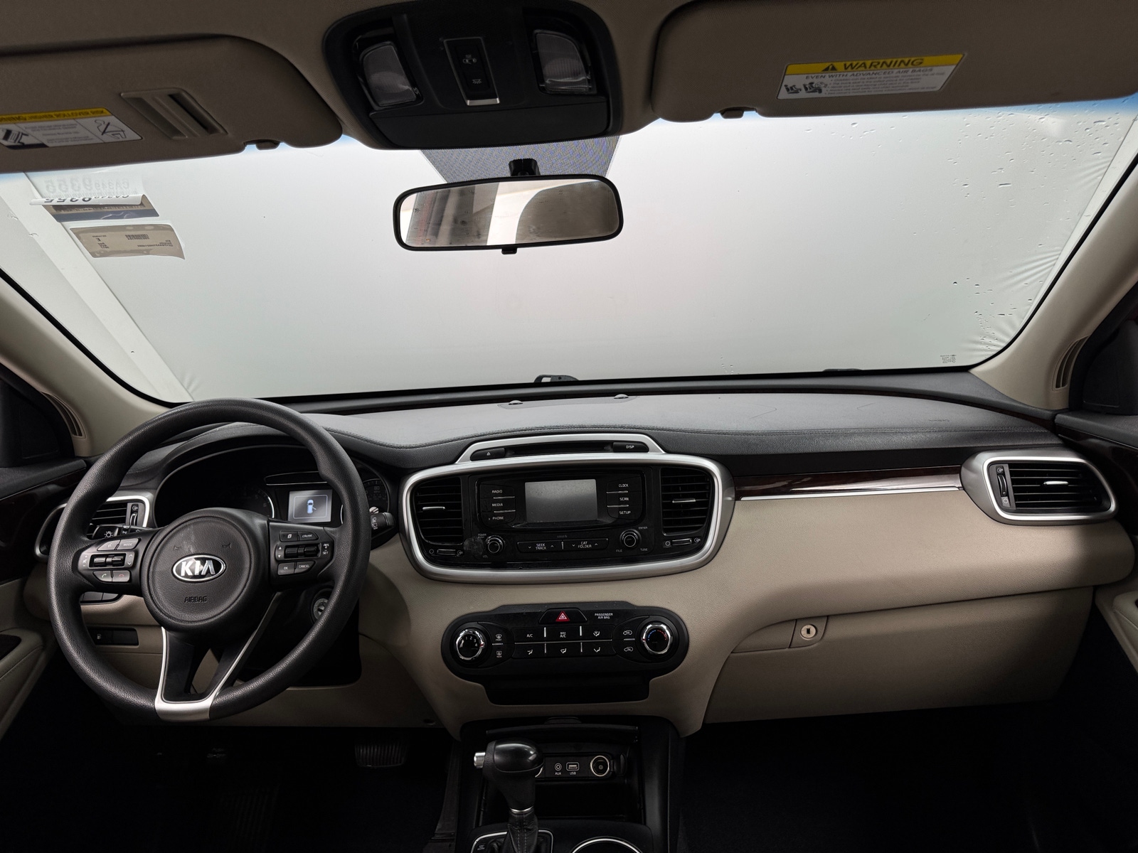 Thumbnail: 2017 Kia Sorento - 3