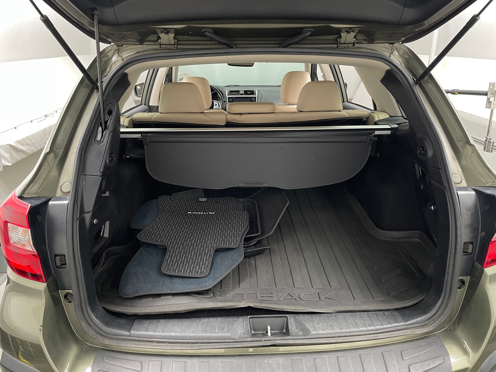 Thumbnail: 2018 Subaru Outback - 6