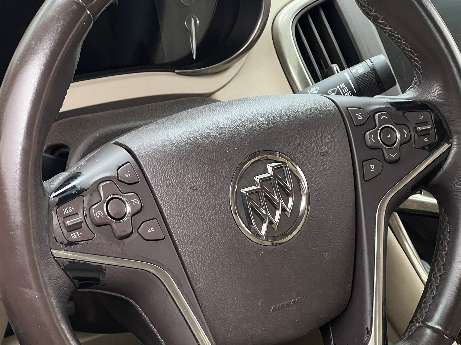 Thumbnail: 2016 Buick LaCrosse - 4