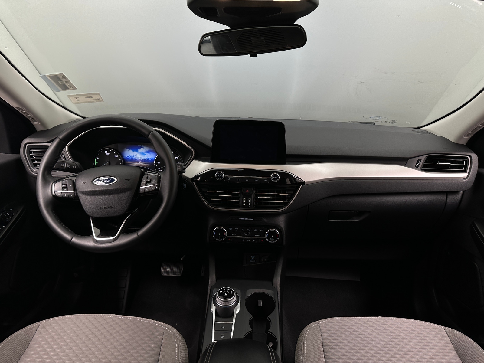 Thumbnail: 2022 Ford Escape - 3