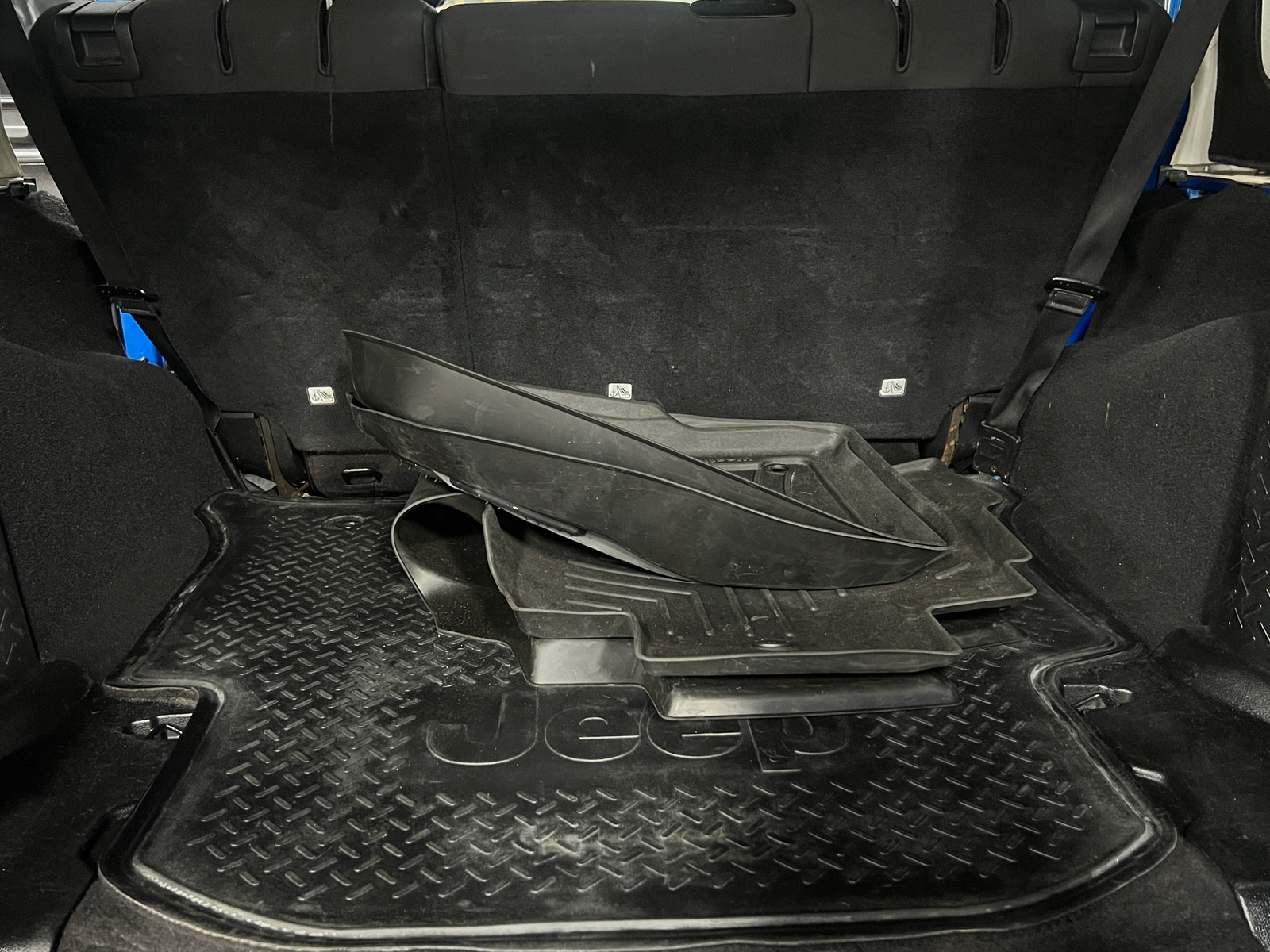 Thumbnail: 2015 Jeep Wrangler - 7